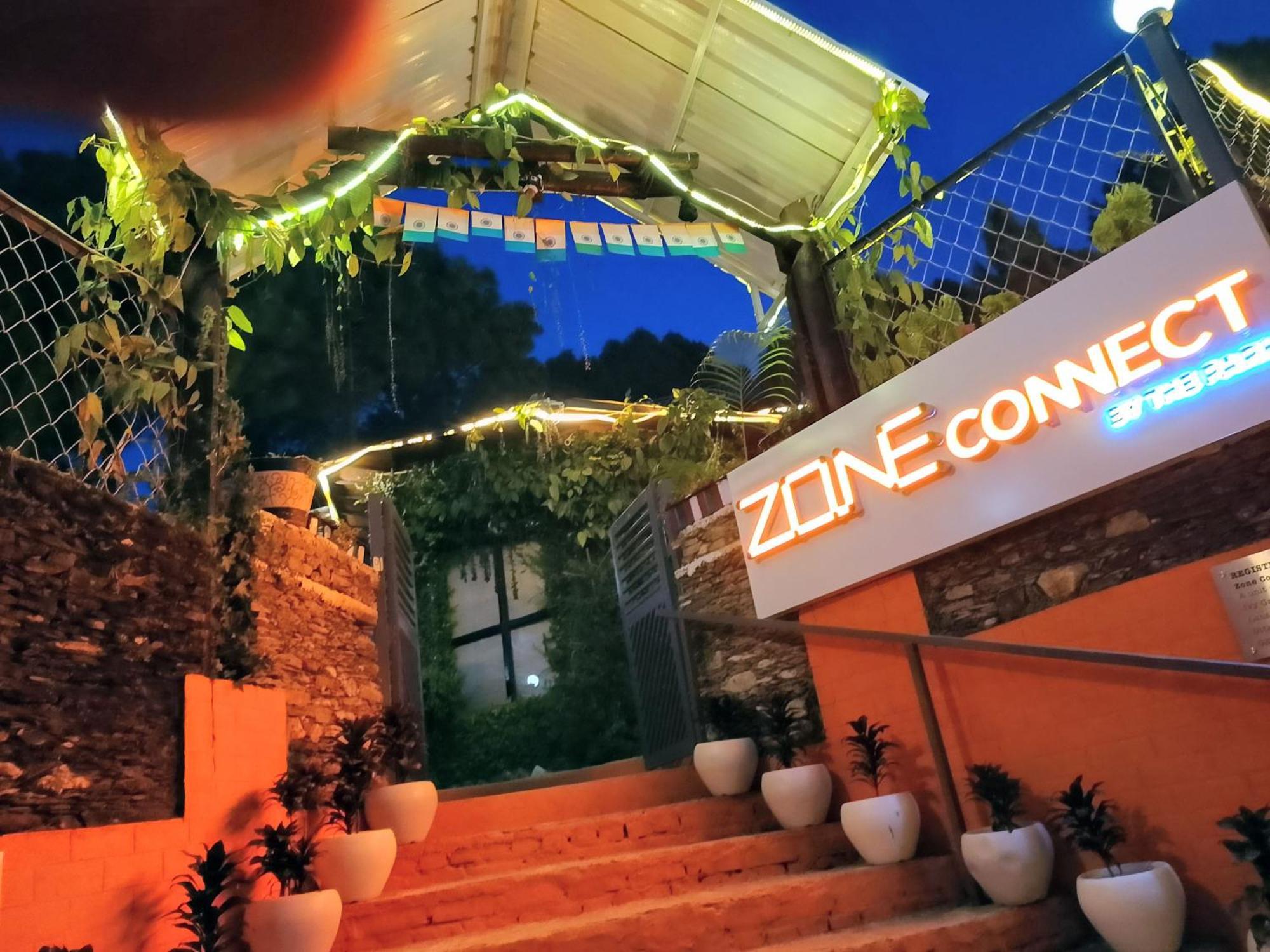 Zone Connect By The Park, Lansdowne Otel Dış mekan fotoğraf
