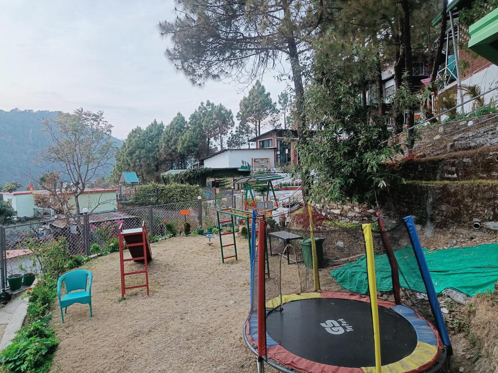 Zone Connect By The Park, Lansdowne Otel Dış mekan fotoğraf
