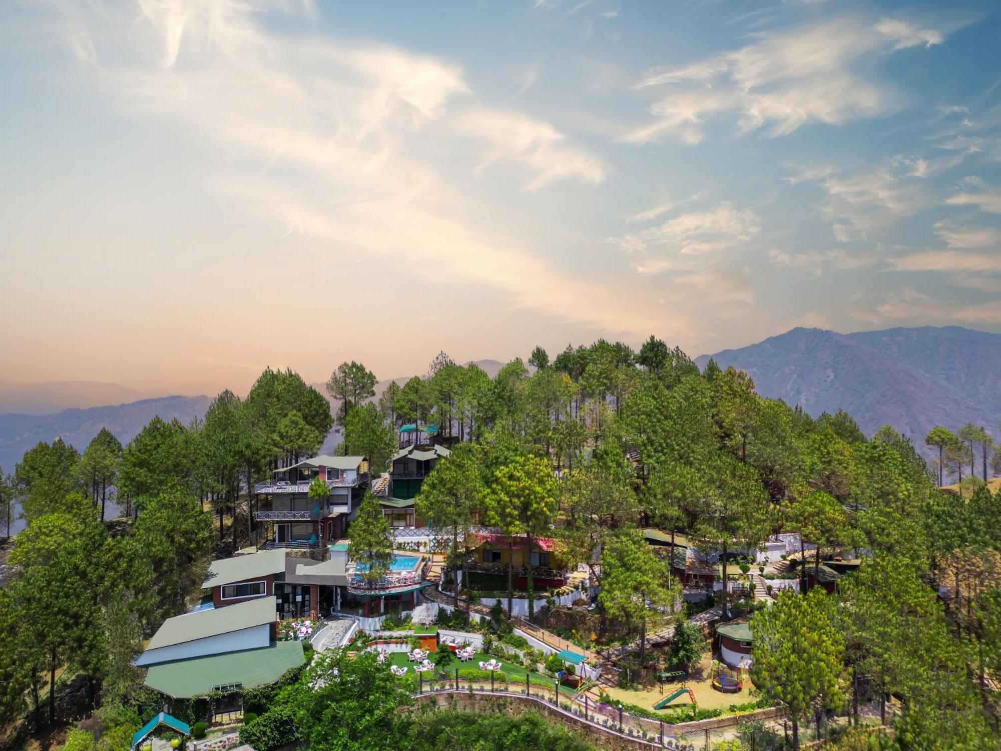 Zone Connect By The Park, Lansdowne Otel Dış mekan fotoğraf